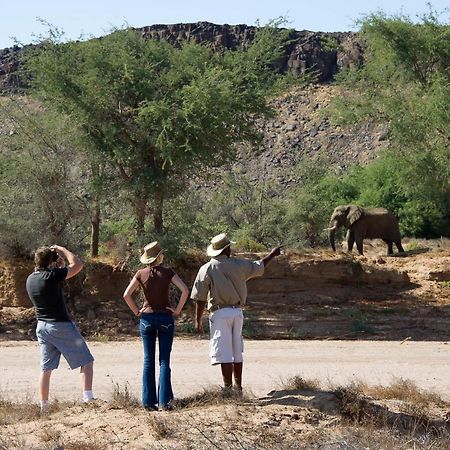 Wilderness Safaris Damaraland Camp Vila Twyfelfontein Exterior foto