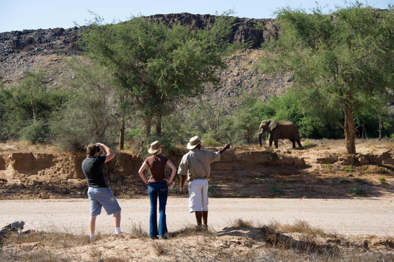 Wilderness Safaris Damaraland Camp Vila Twyfelfontein Exterior foto